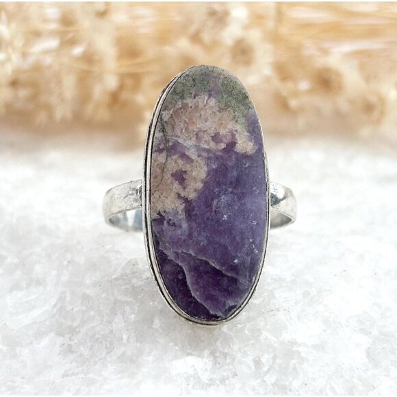 Vintage Jewelry - Natural Ruby Zoisite Marquise Cabochon Gemstone Vintage Solitaire Ring - sz 13